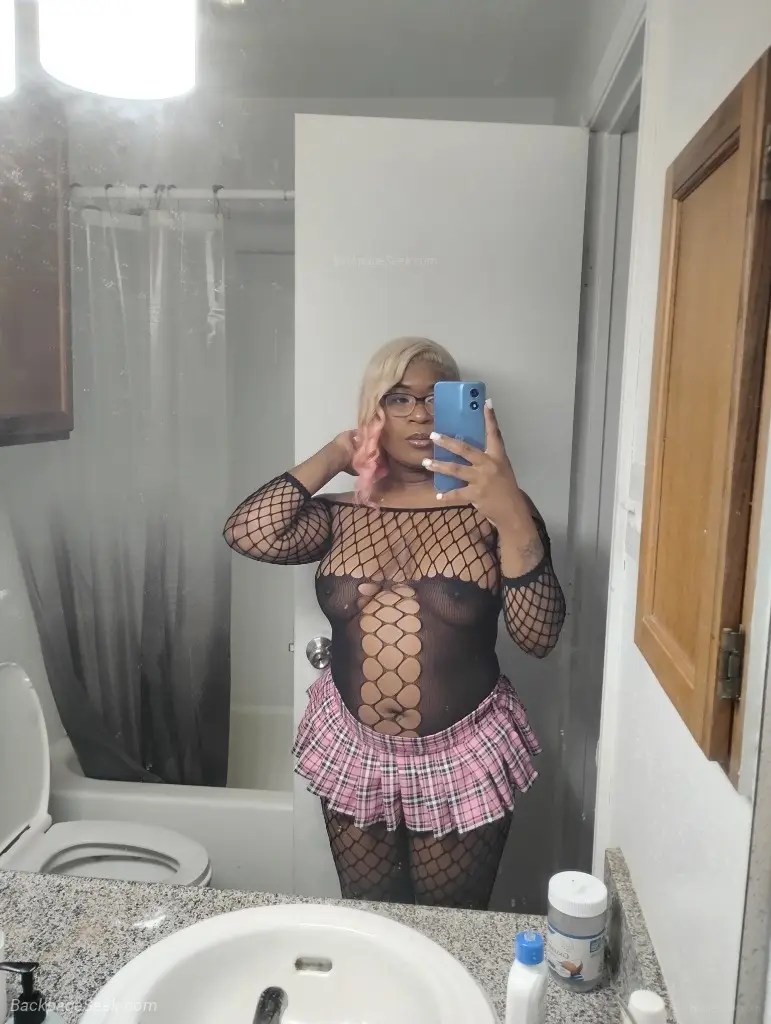 Last day in town in Jackson – Women Seeking Men photo 4