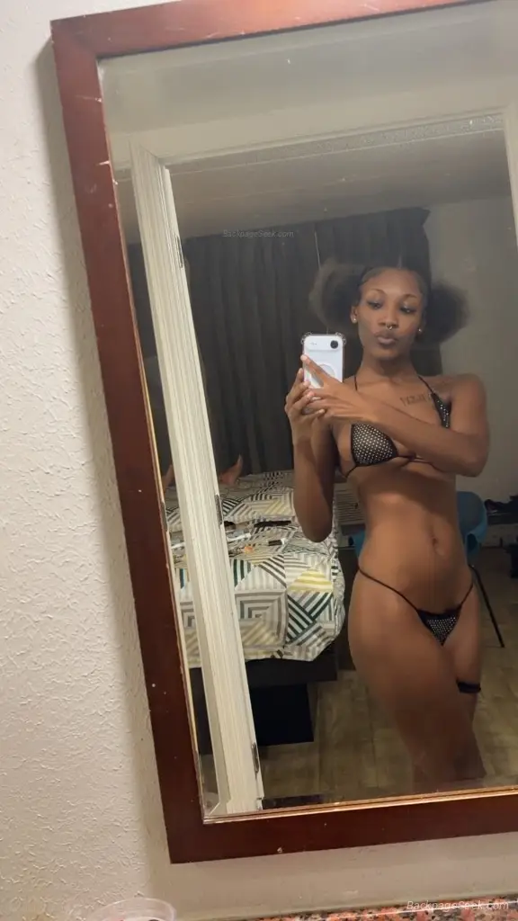 slim chocolate baddie FACETIME OUTCALLS COME HAVE FUN WITH A in Jackson – Women Seeking Men photo 3