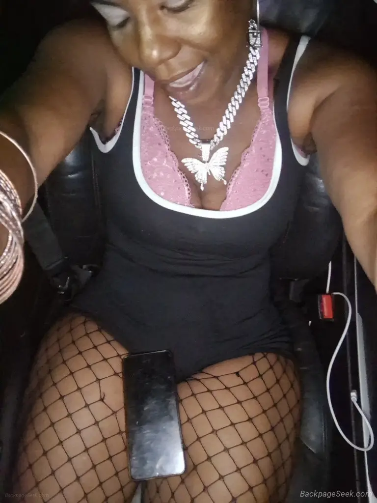 Mizz Throater Dealz in Jacksonville – Women Seeking Men photo 3