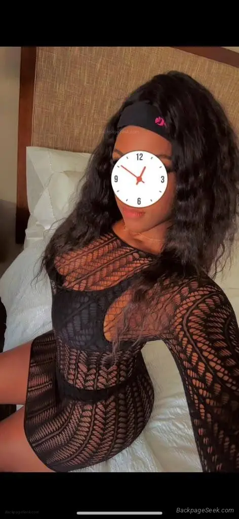 Latina sexy, atractiva y hermosa, disponible ahora para cumplir todas tus