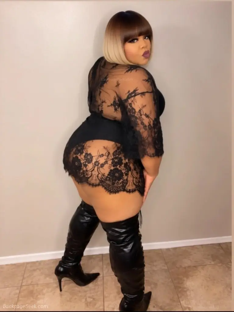 BBW TS MO'NAE