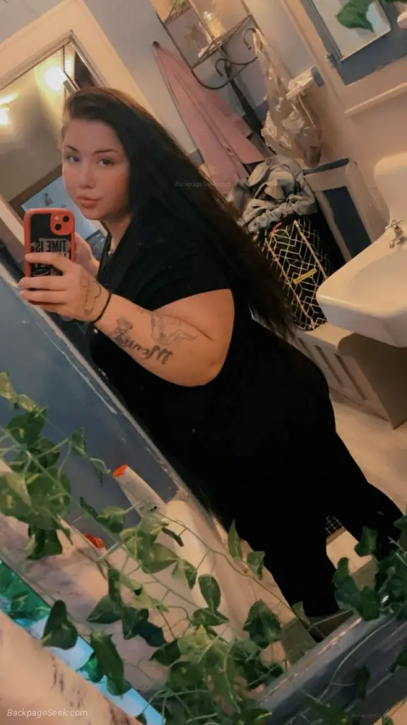 pretty thick white woman in Jacksonville – Women Seeking Men photo 3