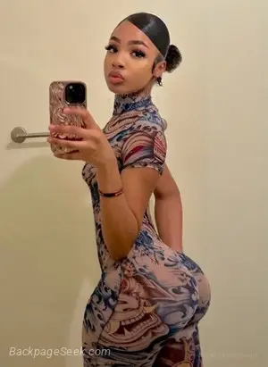 SLIM THICK HORNY YOUNG GIRL Avaliable For Incall Outcall or... in Kansas City – Women Seeking Men photo 6