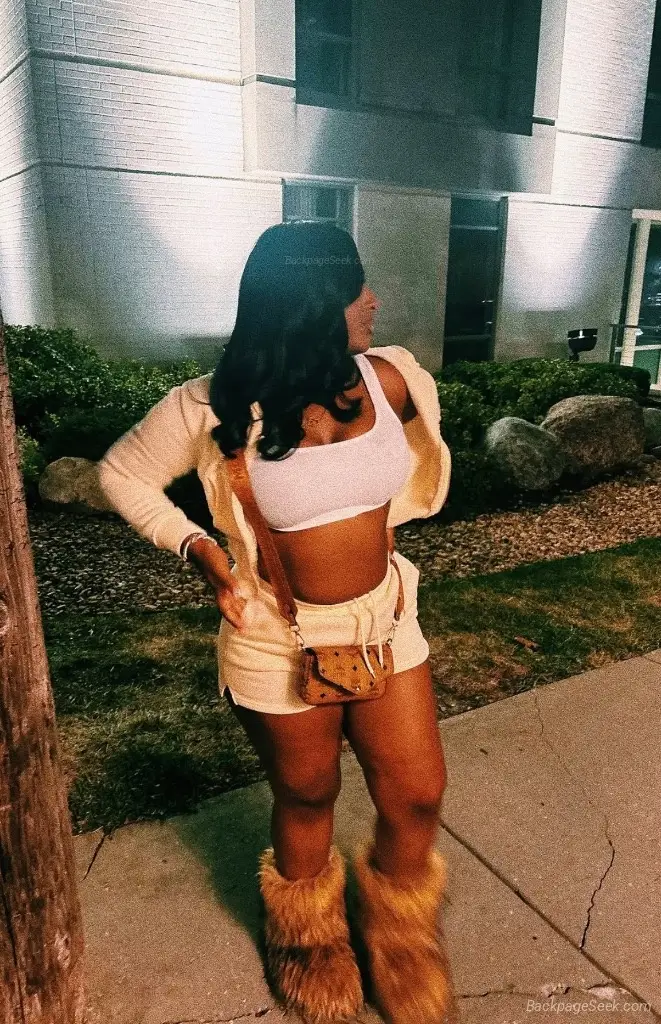 card dates and qv incalls inly in Kansas City – Women Seeking Men photo 6
