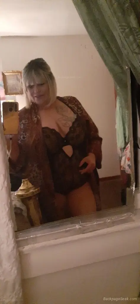 Trucker friendly love to turn men on and drive them wild in Kansas City – Women Seeking Men photo 2