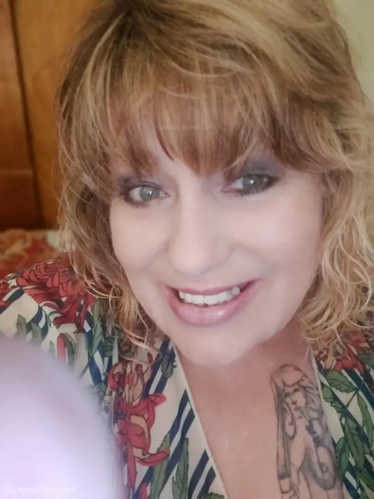 Trucker friendly love to turn men on and drive them wild in Kansas City – Women Seeking Men photo 3