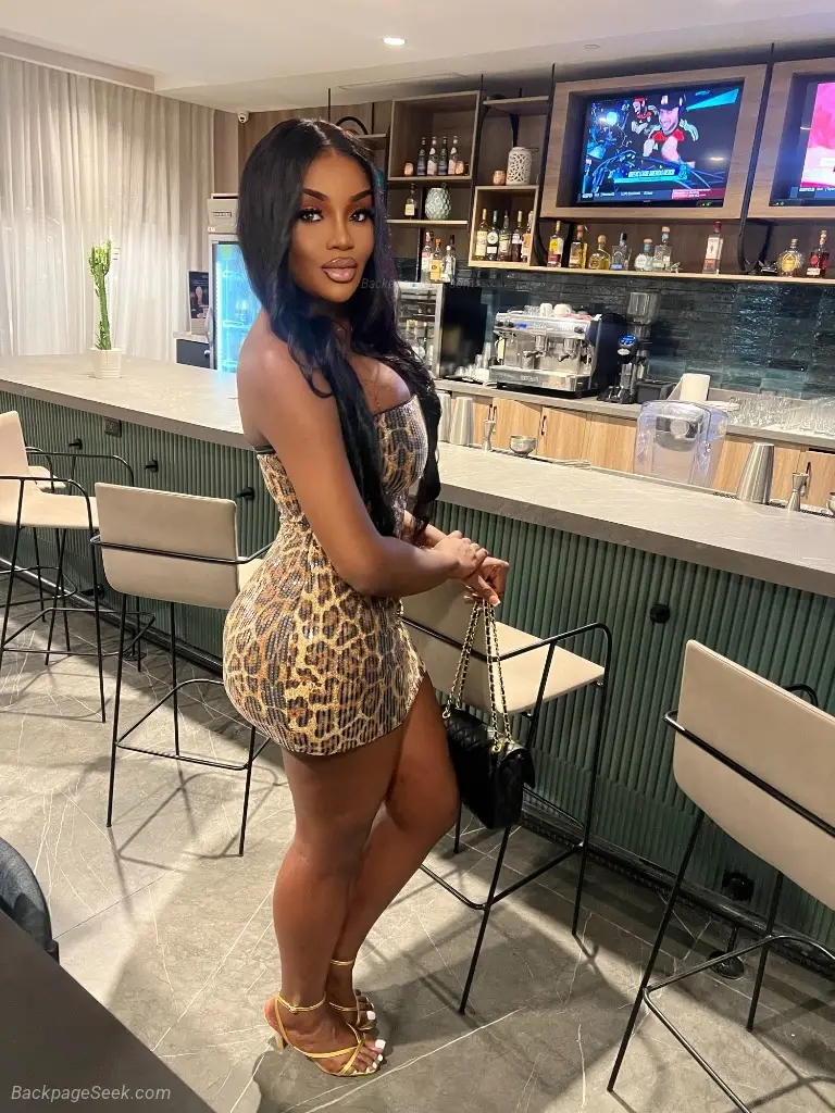 beautiful latina trans caroline in Knoxville – Women Seeking Men photo 4