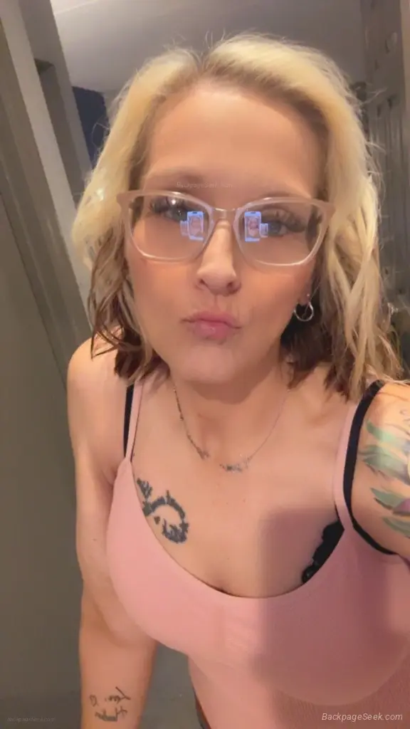 I'm back.Hott and horny!!!