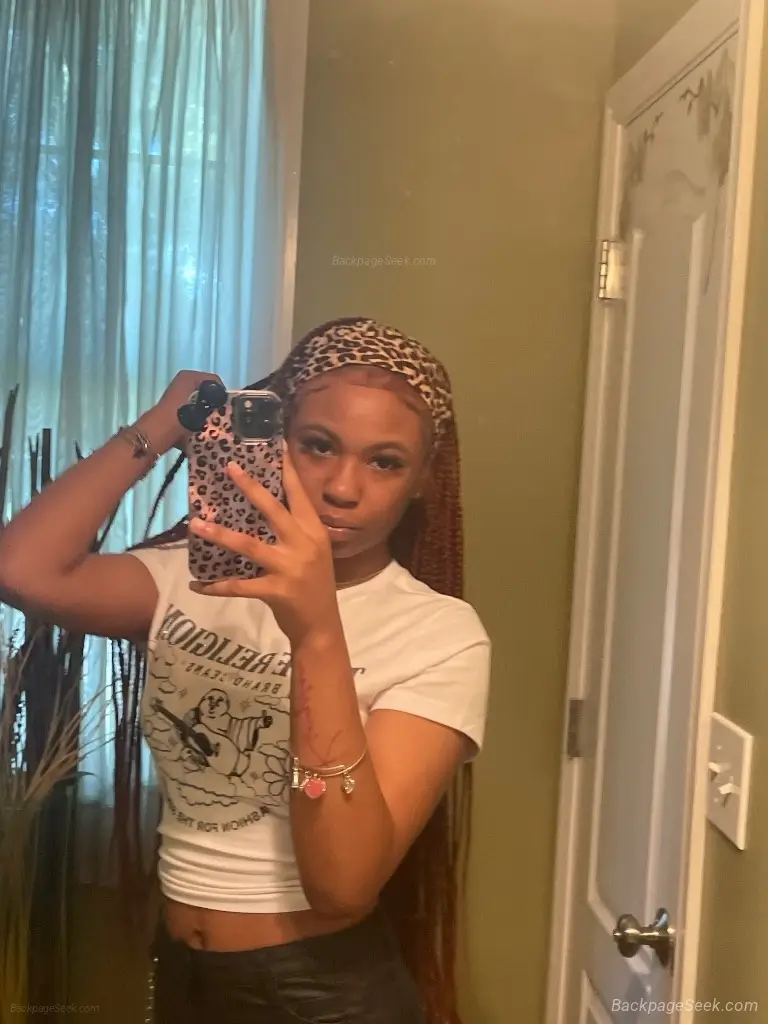 im the baddest bitch in Knoxville – Women Seeking Men photo 2