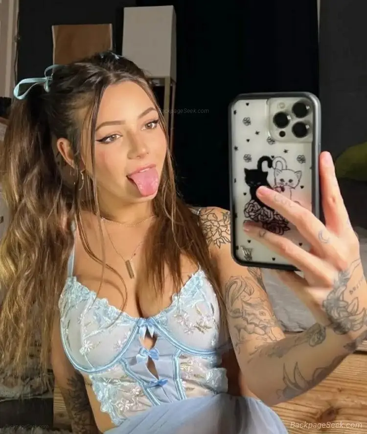 I'm Available Latina sexy girls Incalls Outcalls Car Fun All Type