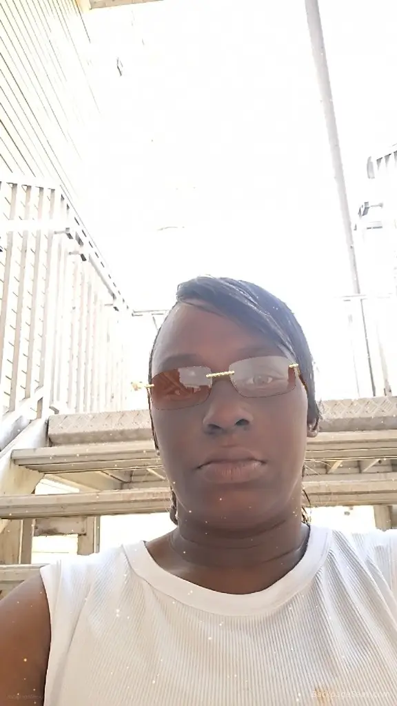 WILLING TO TRY ANYTHING ONCE in Knoxville – Women Seeking Men photo 5