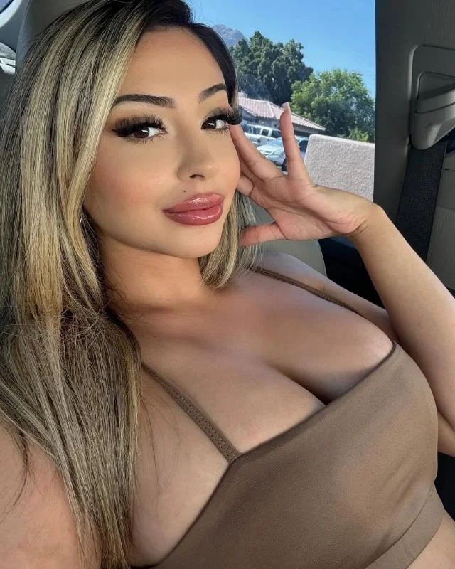 Spicy Latina with a sweet side in Las Vegas - Women Seeking Men photo 4