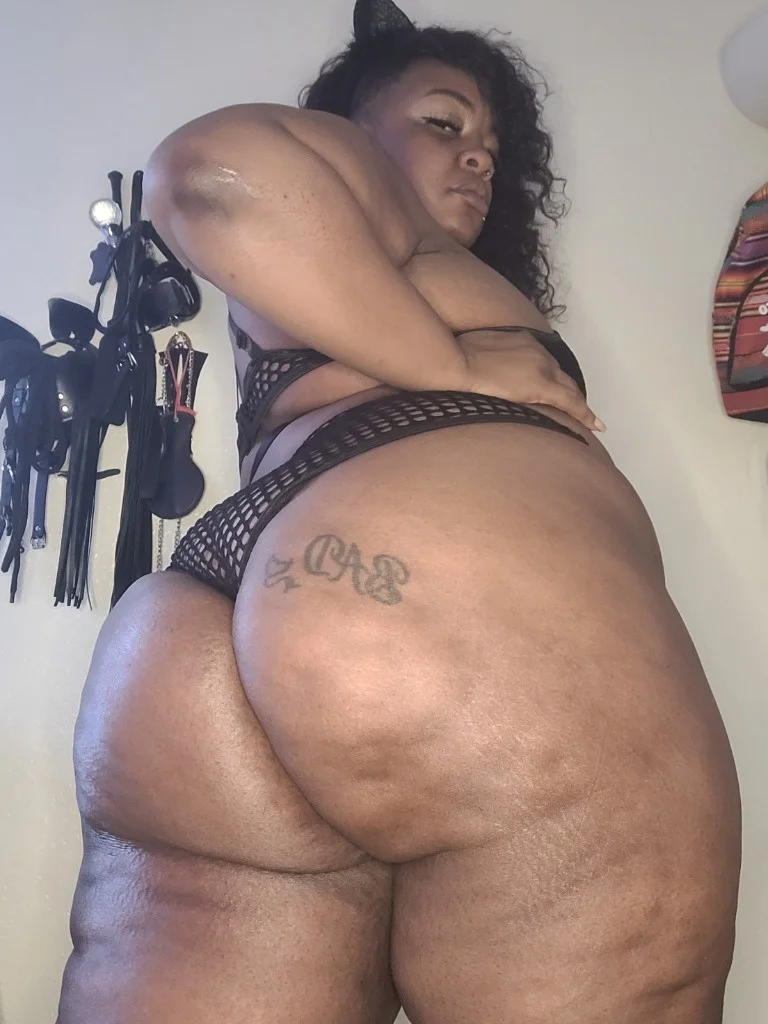 BIG BOOTY BBW
