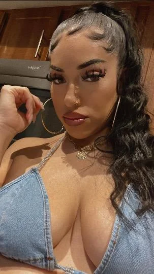 latina babii ready to meet you in Las Vegas – Women Seeking Men photo 4