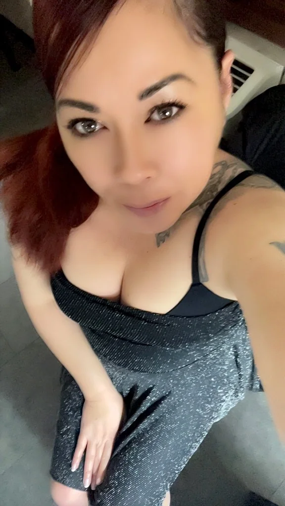 out and in in Las Vegas – Women Seeking Men photo 5