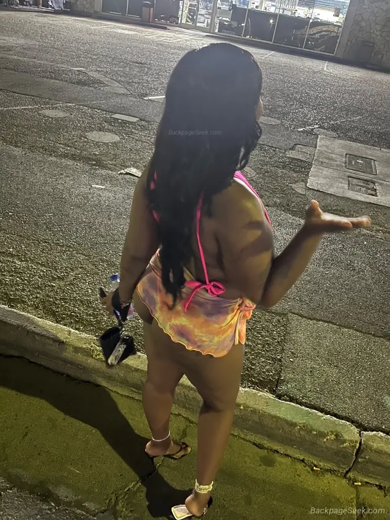 Pretty Creamy & Wet
