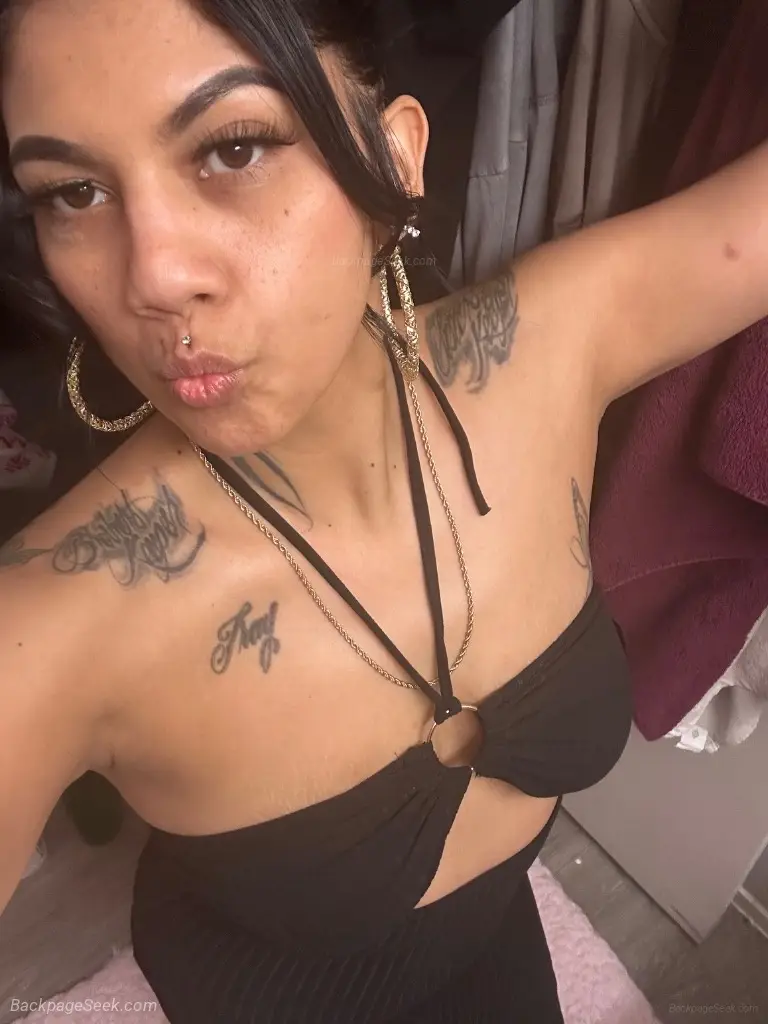 Latina Rubs in Las Vegas – Women Seeking Men photo 3