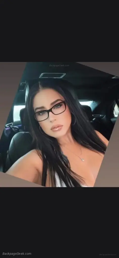 Beautiful brunette to you in Las Vegas – Women Seeking Men photo 2