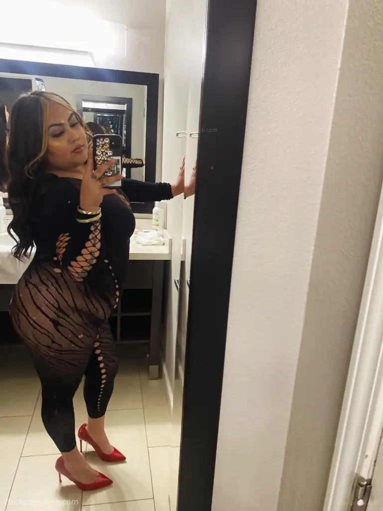 Henessy Upscale Companion in Las Vegas – Women Seeking Men photo 2