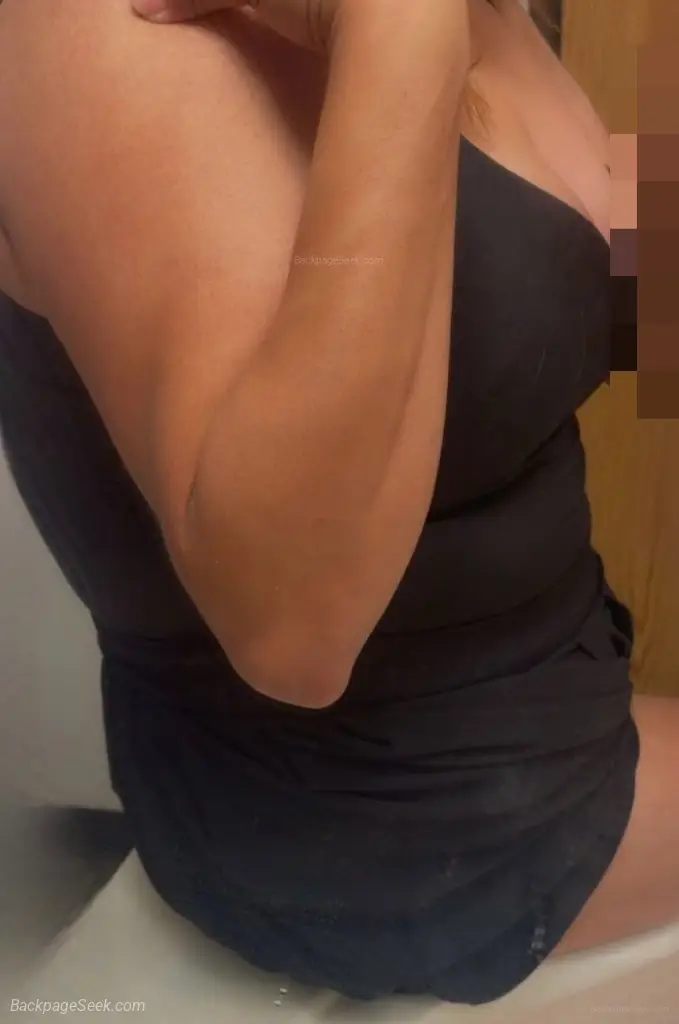 SMALL BBW Latina AVAILABLE NOW FOR OUTCALL AND CARPLAY