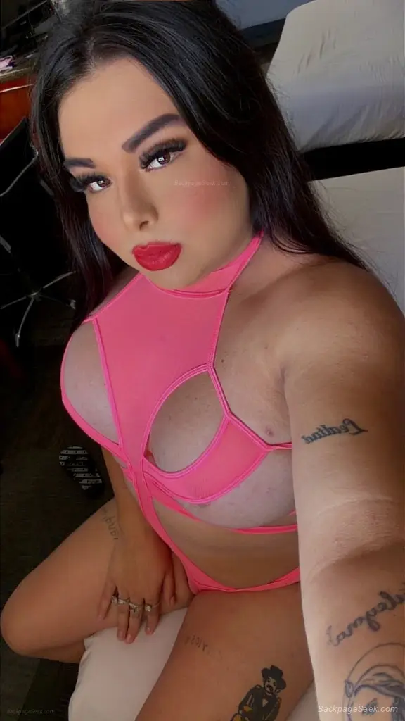SEXY AKISHA SALVADOREA in Las Vegas – Women Seeking Men photo 3