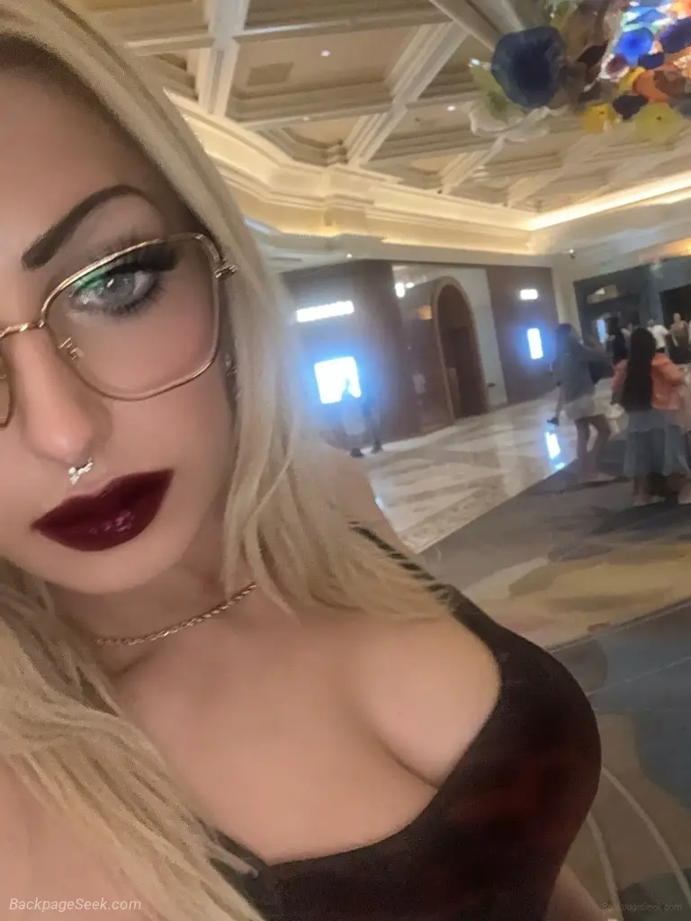 Blonde Beautiful with a Natural HourGlass Figure Full servic... in Las Vegas – Women Seeking Men photo 6