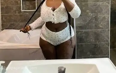 Thick Thighs Saves Lives in Las Vegas – Women Seeking Men photo 3