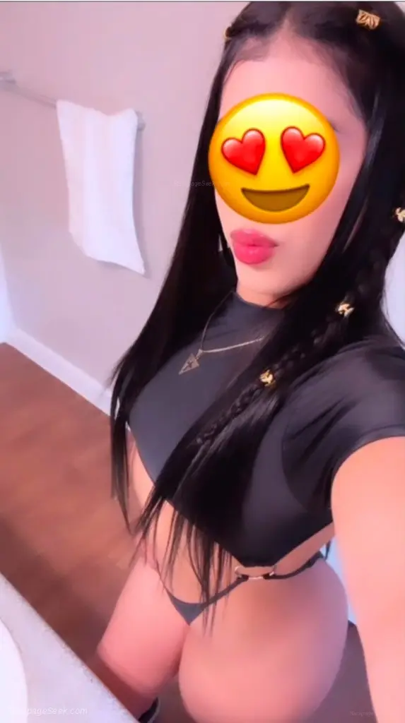 sexy latina