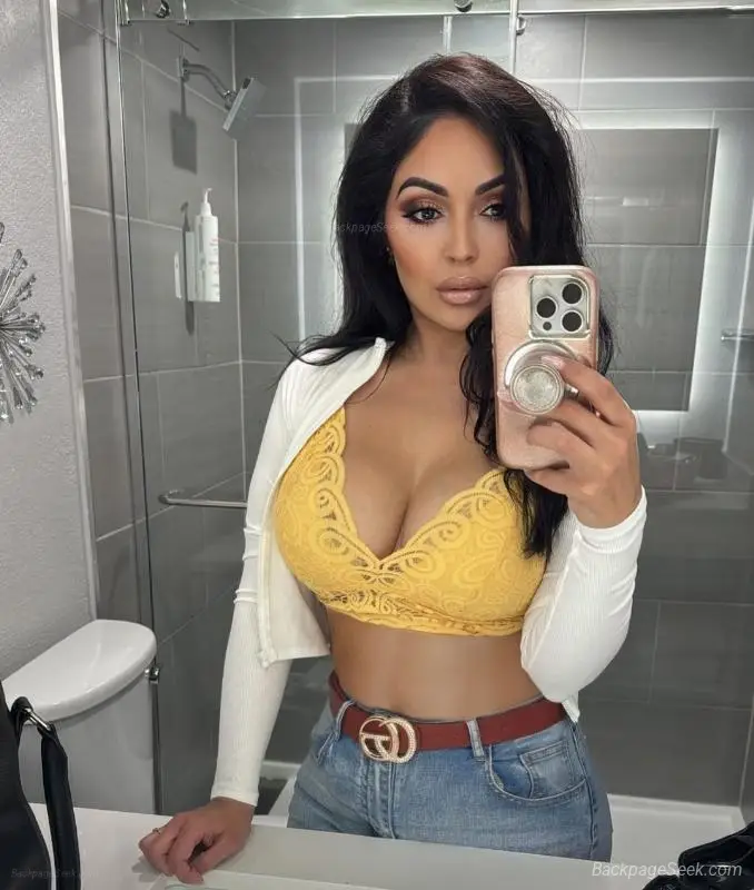 Mature LATINA BEAUTY