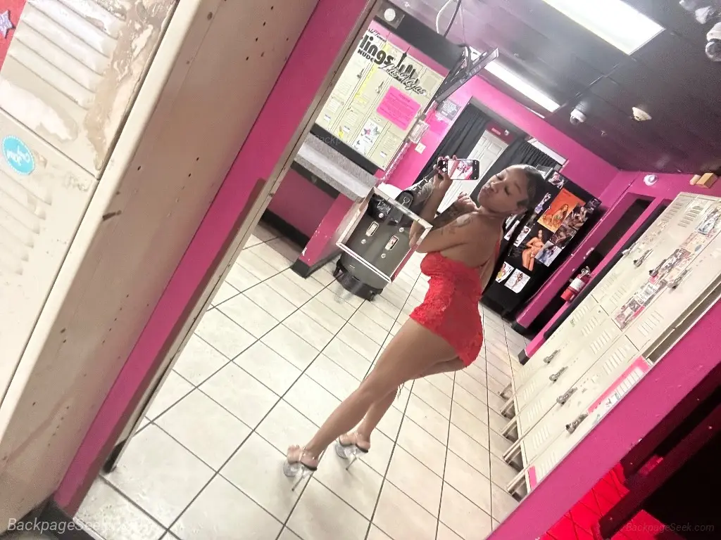 WET TIGHT RDY TO SERVE YOU CARPLAY 100 200 HHR SPECIALS 247 in Las Vegas – Women Seeking Men photo 5