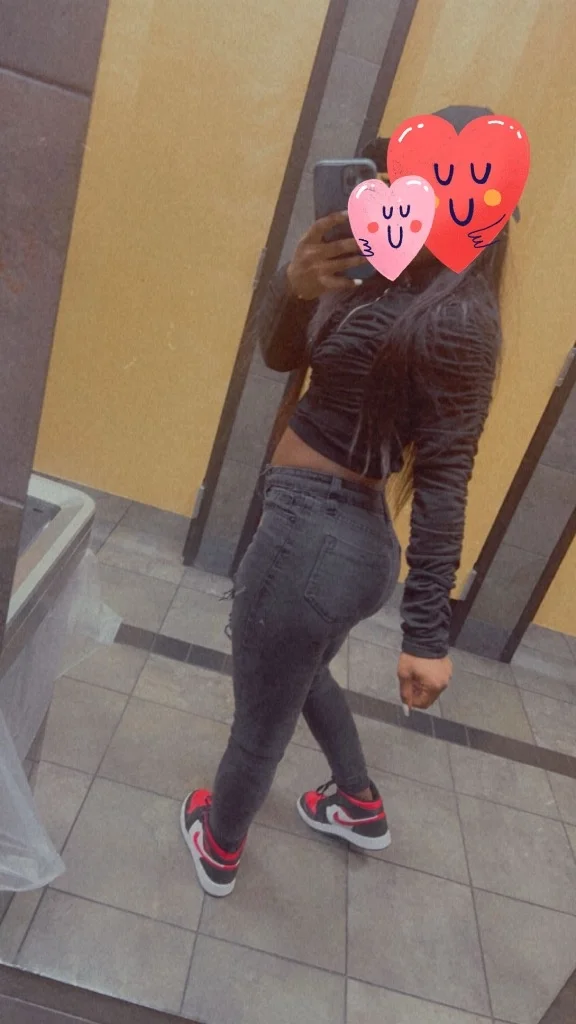 Come get this pussy papi SLIM PETTIE NEW IN TOWN in Little Rock – Women Seeking Men photo 3