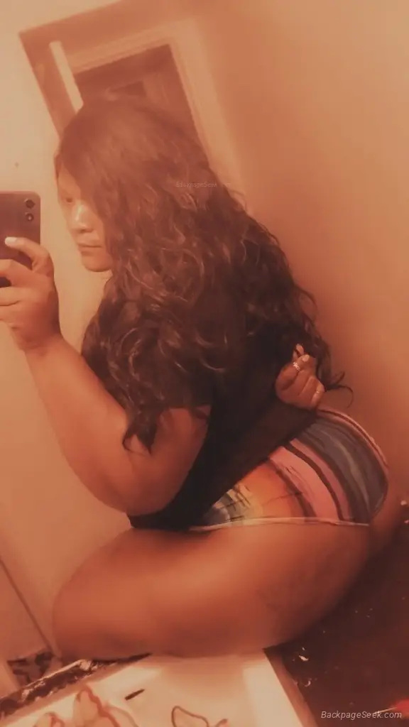 Lick lick lick Suck u Fuk u make it spit I'm Mz JuiCeY in Little Rock – Women Seeking Men photo 6