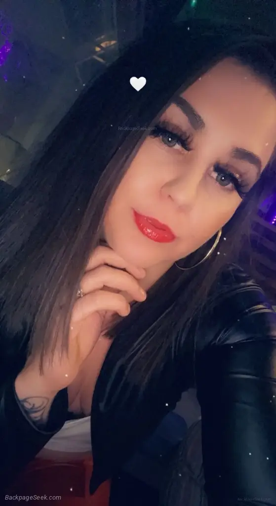 Cum See Me Ask About My 2 Girl Special in Little Rock – Women Seeking Men photo 4
