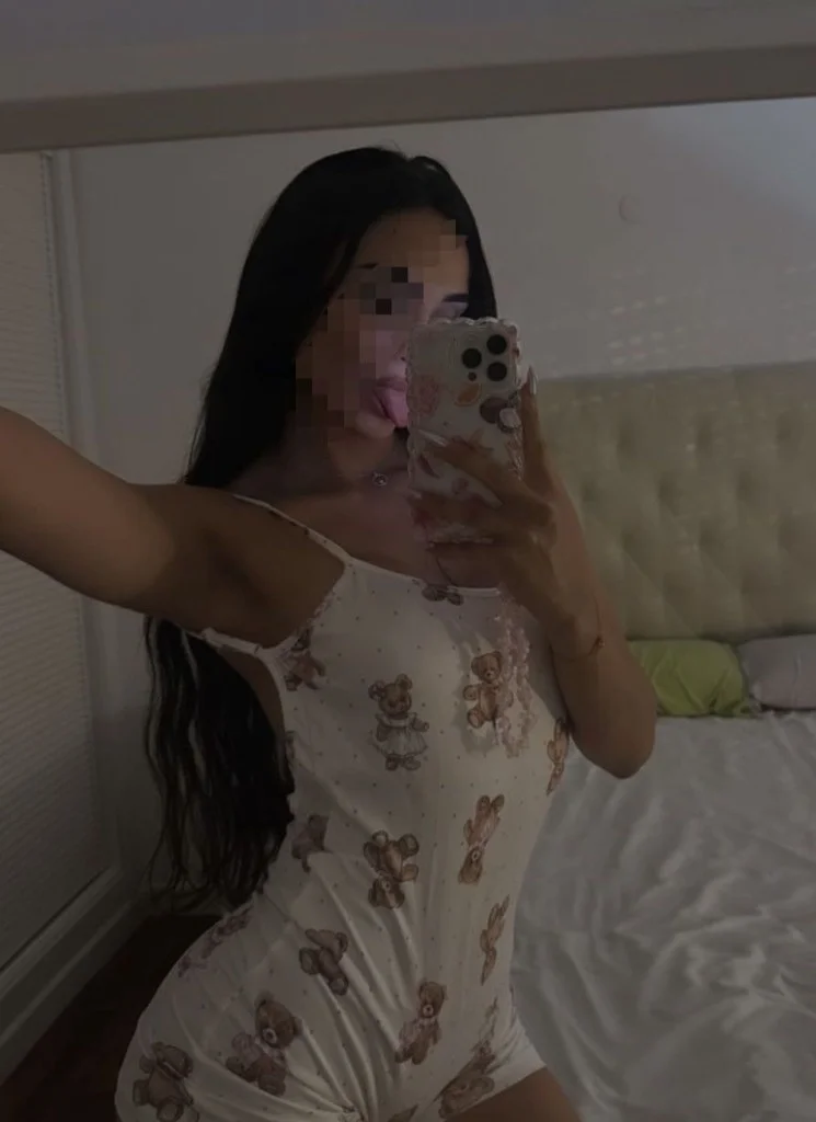sexyy petite new in London - Women Seeking Men photo 3