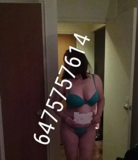 60 Hawaiian Princess in London – Women Seeking Men photo 4