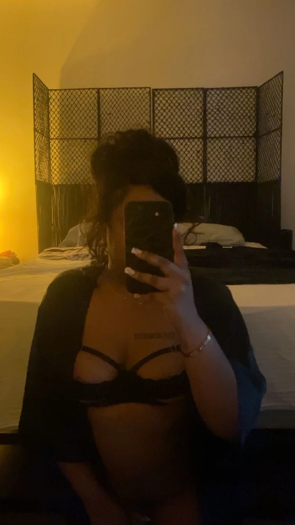 Your New Favorite Addiction Available now in London – Women Seeking Men photo 6