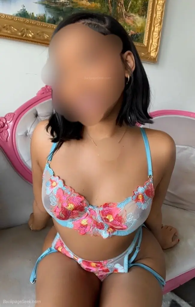 HOT HORNYGFE GIRLS INCALL DUFFERIN HWY 401 CUMM IN AND ENJOY... in London – Women Seeking Men photo 5