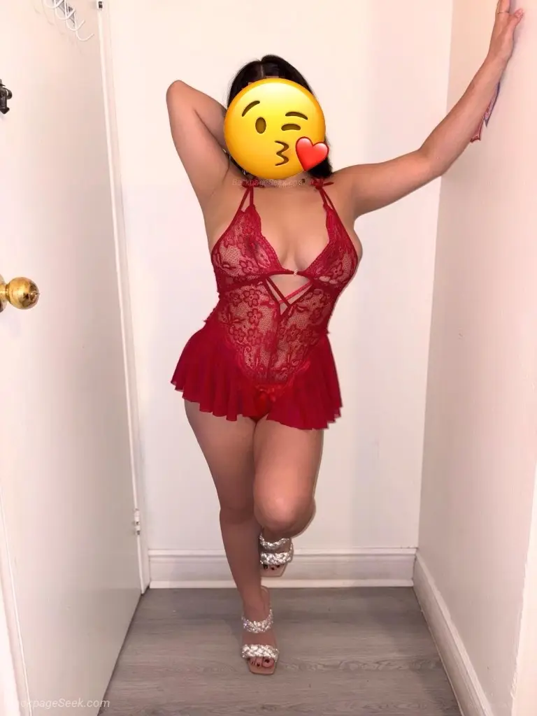 TINY CUBAN BOMBSHELL TAMMY 21yo Petite Pocket Rocket in London – Women Seeking Men photo 4