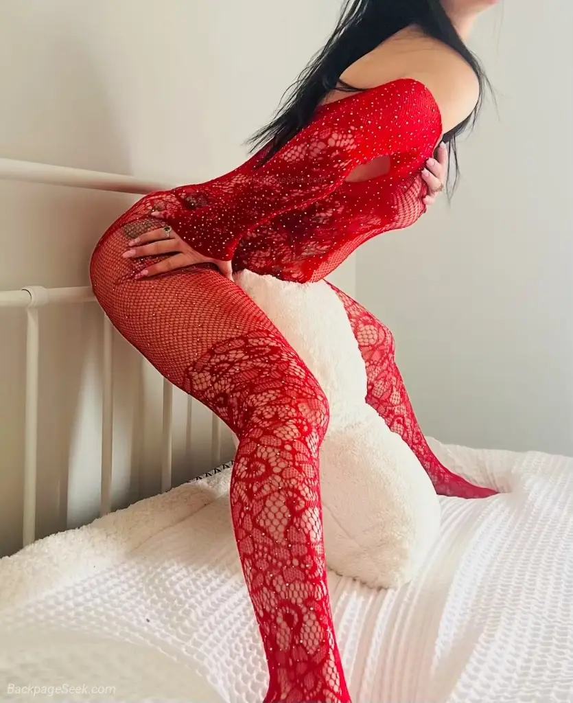 sexy open minded Tina in London – Women Seeking Men photo 3