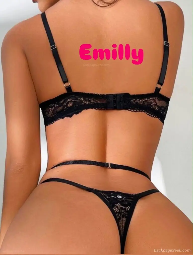STUNNING GIRLS EMILLY, CRYSTAL AND PERLA $80HH