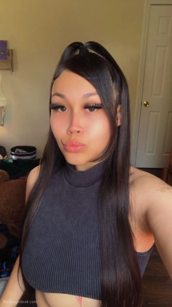 Hey babe im Yana im 52 latina filipina mix i am also Fetish... in Long Beach – Women Seeking Men photo 4