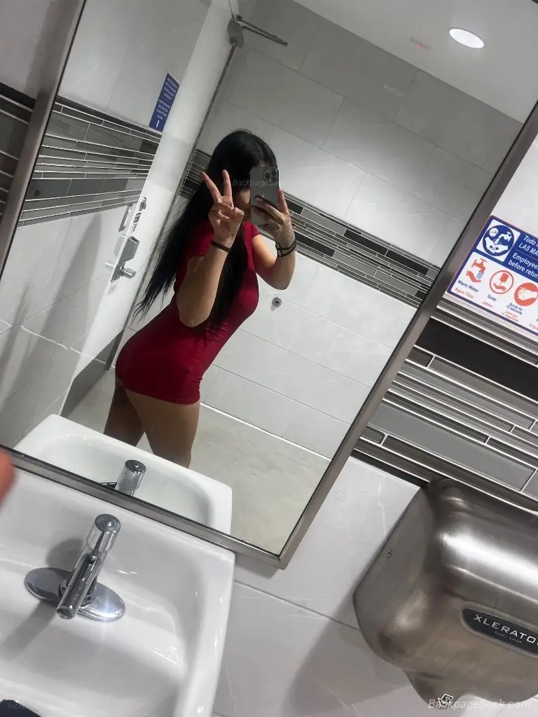 EXXXOTIC LATINA in oc Ready 2 MEET OUTCALLS AND CARDATES ONLYY