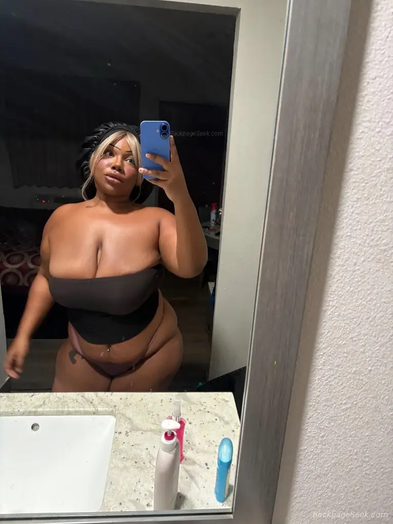 GORGEOUS BLONDE BOMBSHELL WITH BIG DICK SUCKING LIPS A SOFT in Long Beach – Women Seeking Men photo 2