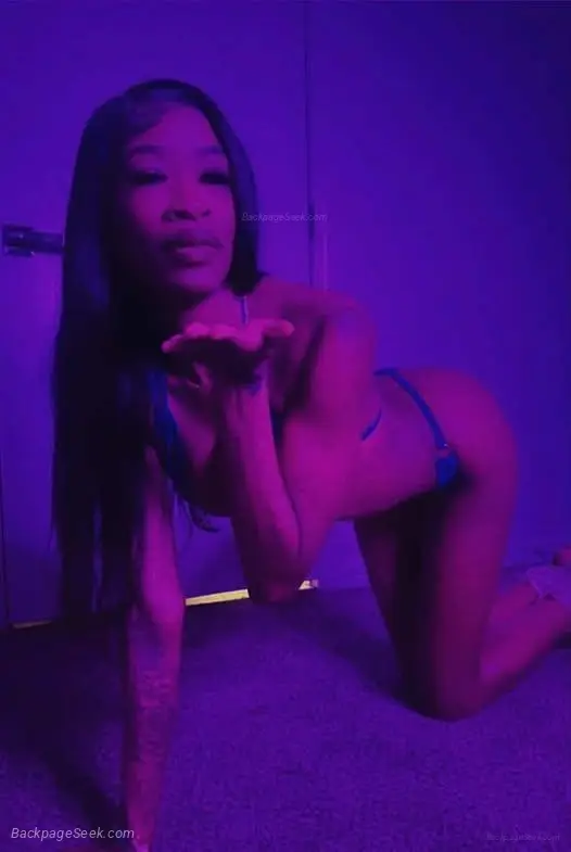 Back in town PRETTY BROWNSKIN SLIM TREAT // FACEFUCK FRIENDLY
