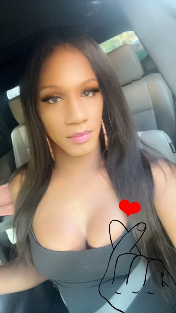 It s my birthday caramel vixen why gamble when im a jackpot... in Long Island – Women Seeking Men