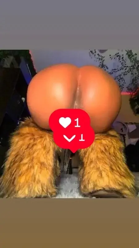 Queen Malaysia the caramel vixen why gamble when im a jackpo... in Long Island – Women Seeking Men photo 5