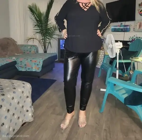 I can offer you almost any fetish or fantasy you might have... in Long Island – Women Seeking Men photo 2