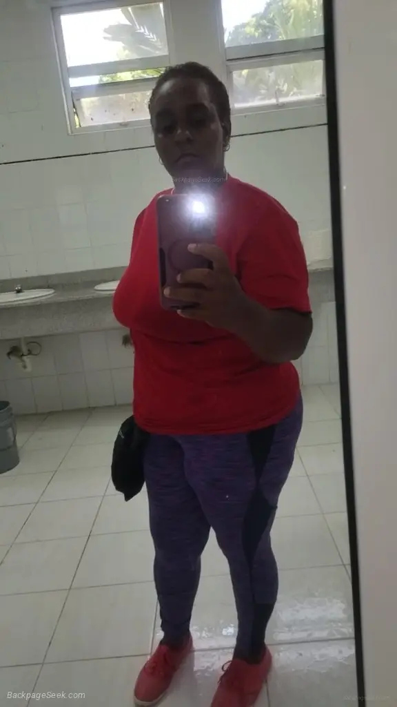 I m available in the city I m new here in Long Island – Women Seeking Men photo 5