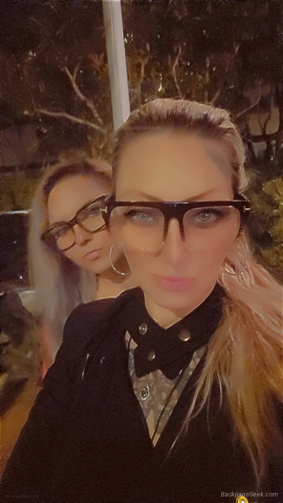 Double Trouble w CHARLIE FRANKIE in Los Angeles – Women Seeking Men photo 2