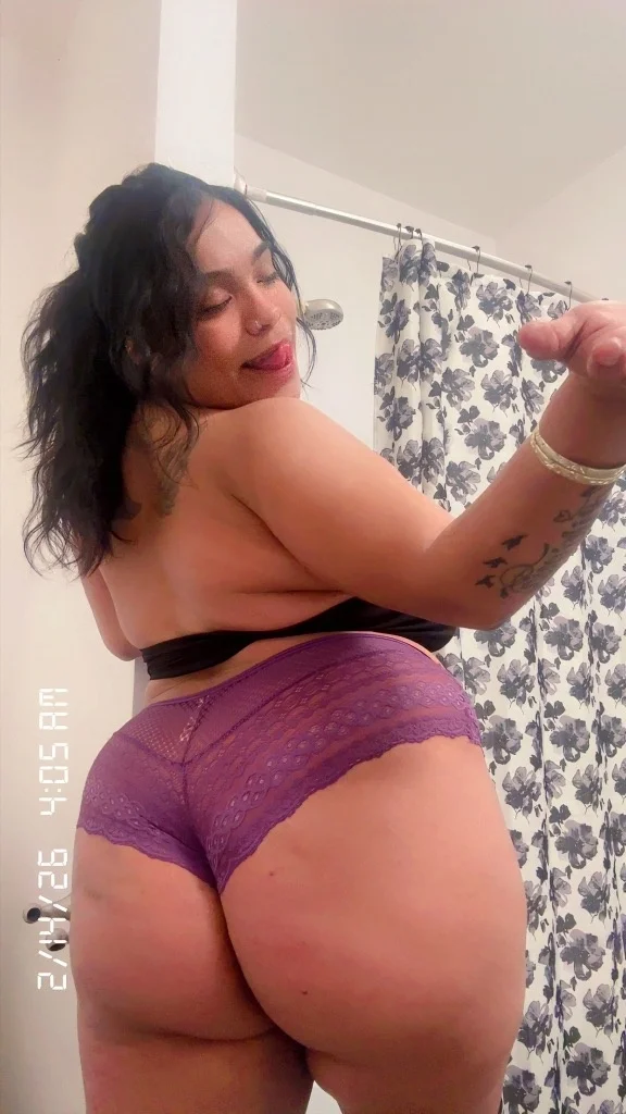 The Naughtiest Milfs Is Back In Town HhoneyyBunnyy Is Back To
